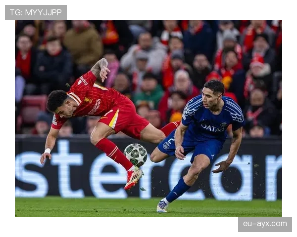 阿什拉夫：欧冠淘汰赛边路爆点频繁制造威胁