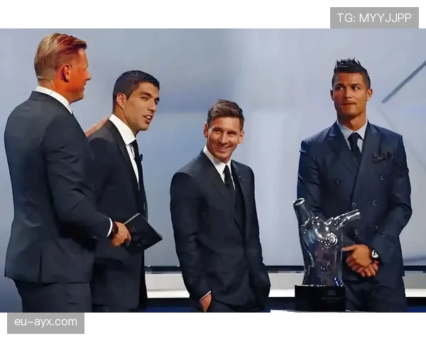 苏亚雷斯的历史地位：能否进入足坛顶级中锋行列